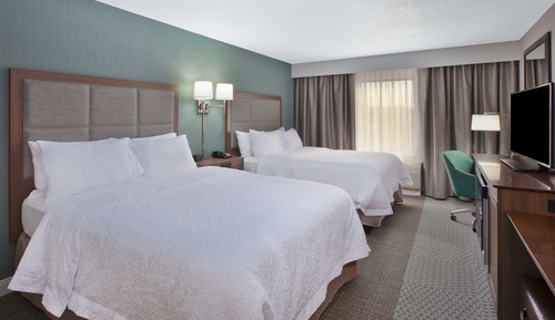 Zimmer, 2 Queen-Betten, Nichtraucher, Kühlschrank und Mikrowelle