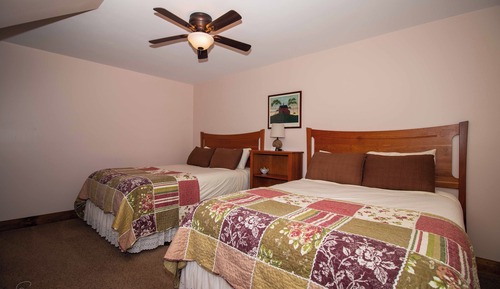 Zimmer, 2 Queen-Betten