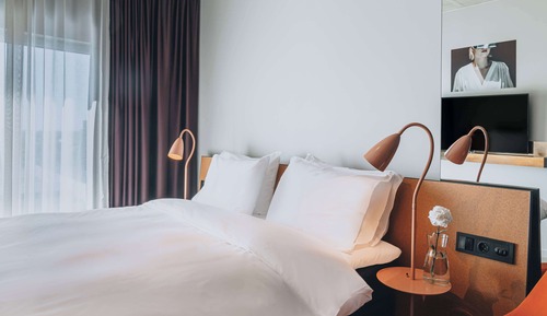 Zimmer, 1 Queen-Bett, Stadtblick