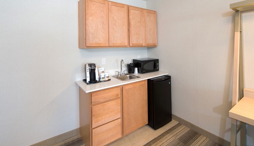 Standardzimmer, 1 King-Bett, Mikrowelle (Minifridge)