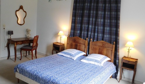 Comfort-Doppel- oder -Zweibettzimmer, eigenes Bad, zum Garten hin (Marie-Antoinette)
