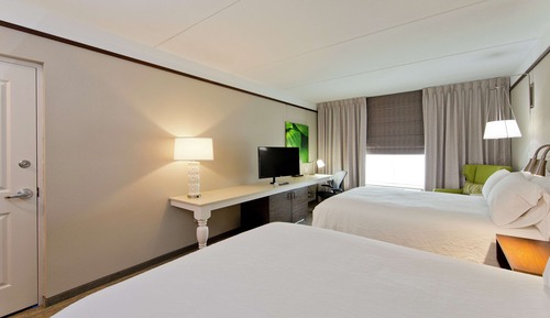 Zimmer, 2 Queen-Betten, barrierefrei, Badewanne (Mobility/Hearing)