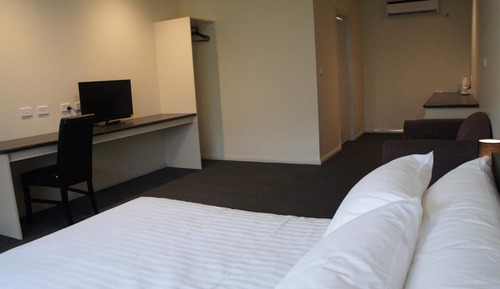 Basic-Zimmer, 1 Queen-Bett