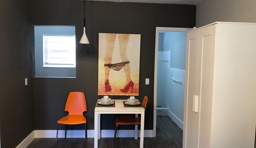 Chic Aesthetic Studio with One Queen Bed