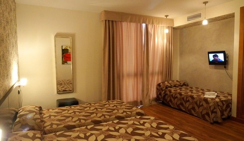 Dreibettzimmer, 3 Einzelbetten