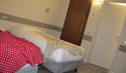 Zweibettzimmer, 2 Einzelbetten
