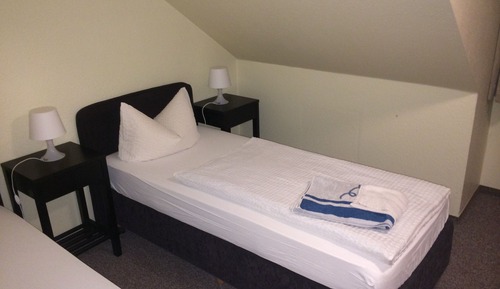 Basic-Zweibettzimmer