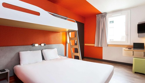 Zimmer, 1 Doppelbett, barrierefrei