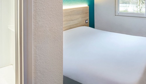 Zimmer, 1 Doppelbett, eigenes Bad (Cabrio)