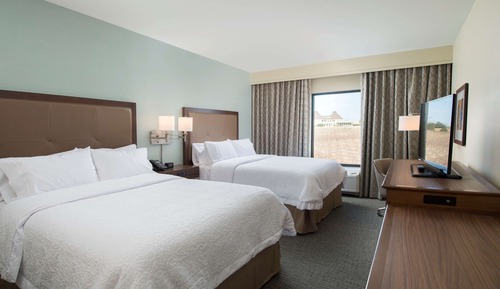 Zimmer, 2 Queen-Betten, Nichtraucher