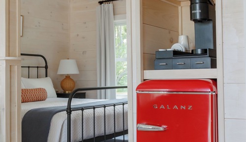 Basic-Ferienhütte, 1 Schlafzimmer