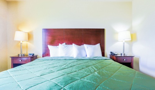 Zimmer, 1 King-Bett, barrierearme Badewanne