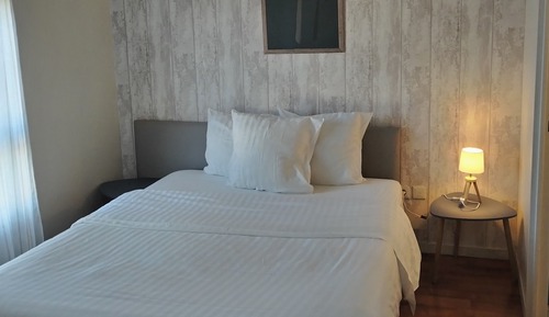 Business-Apartment