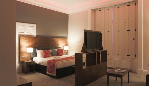 Standard-Suite (Sofa bed for 3rd guest only)