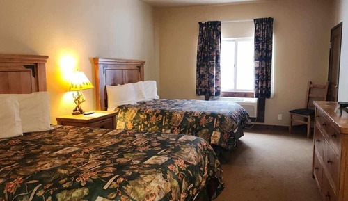 Doppelzimmer, 2 Queen-Betten