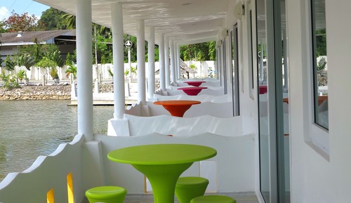 Lampu Deluxe Double Room