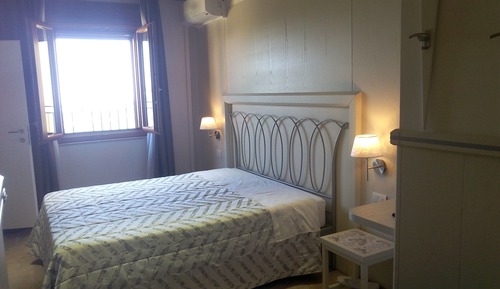 Superior-Dreibettzimmer