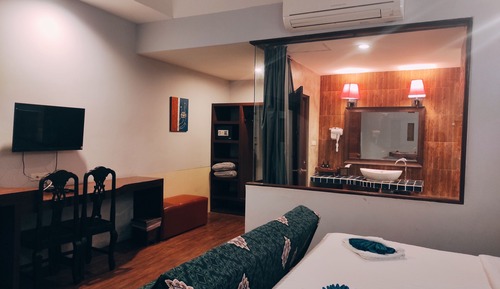 Superior-Doppelzimmer, Poolblick