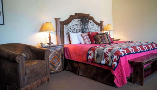 Standardzimmer, 1 King-Bett, Nichtraucher (with Single Sofabed;Pet Friendly)