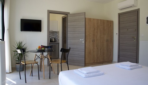 Luxury Bungalow, 1 Bedroom, Partial Sea View (Shellfish)