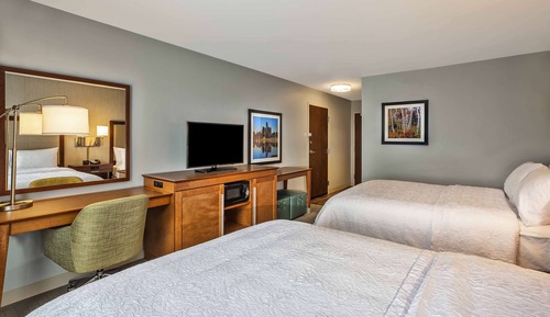 Zimmer, 2 Queen-Betten, Nichtraucher, Kühlschrank und Mikrowelle