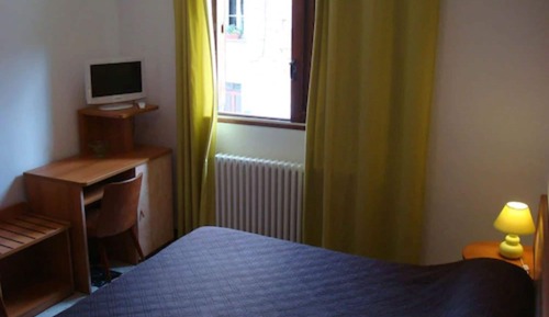 Doppelzimmer (Street View)