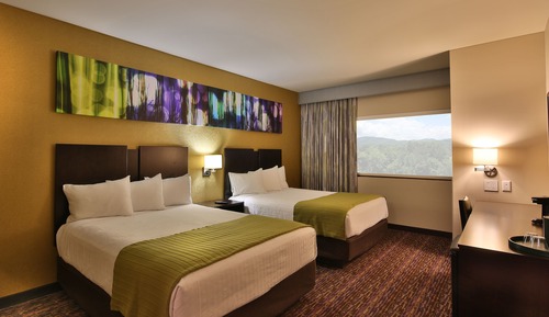 River Tower Deluxe Room 2 Queens