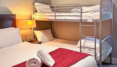 Familien-Doppelzimmer