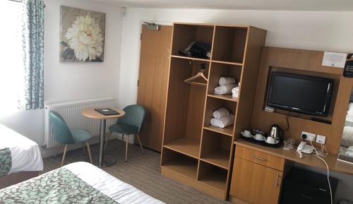 Basic-Einzelzimmer, Gemeinschaftsbad