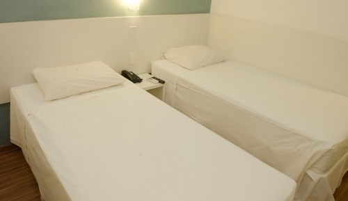 Standard-Zweibettzimmer, 2 Einzelbetten, barrierefrei, Stadtblick