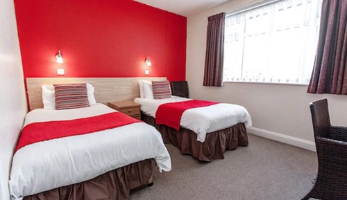 Habitación con 2 camas individuales