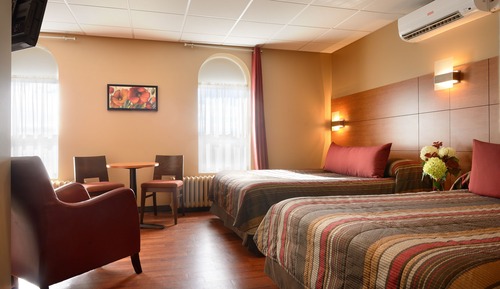 Zimmer, 2 Queen-Betten