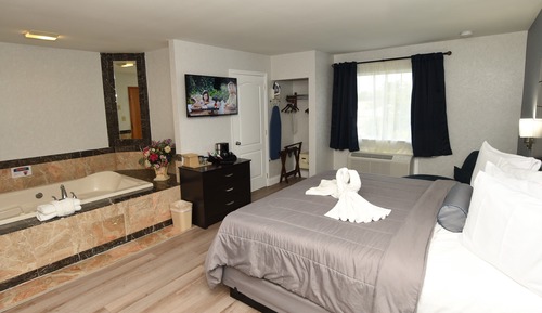 Deluxe-Zimmer, 1 King-Bett, Nichtraucher, Whirlpool