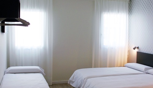 Standard-Dreibettzimmer