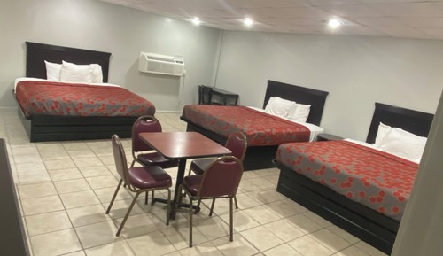 Economy-Dreibettzimmer