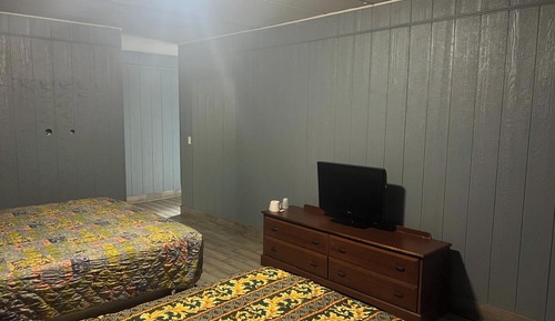 Zimmer, 2 Doppelbetten, Raucher