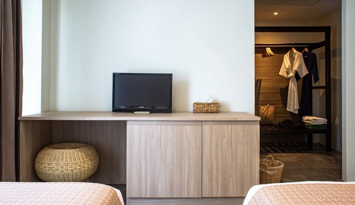 Simple Thai Twin Room