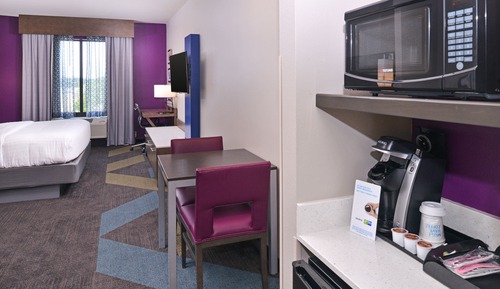 Suite, 1 King-Bett und Schlafsofa, barrierefrei (Communication Accessible)