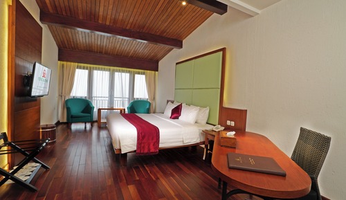 Deluxe-Zimmer, 1 Doppelbett, Bergblick