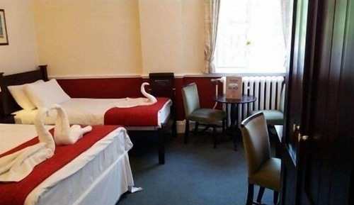 Suite, mit Bad (DBL + 1SGL)