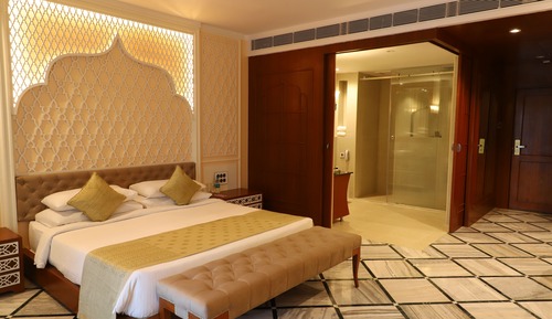 Luxury-Zimmer, 1 King-Bett, Ausblick (with Sitout)