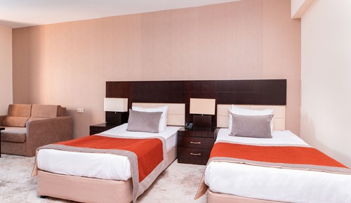 Deluxe-Dreibettzimmer, Bergblick