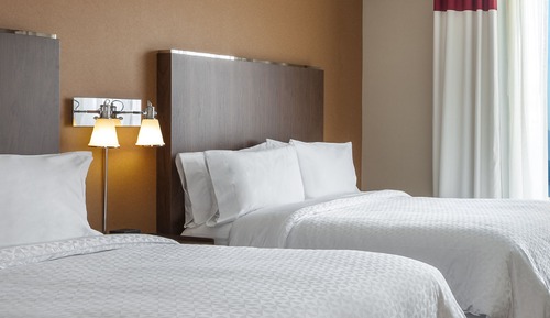 Zimmer, 2 Queen-Betten