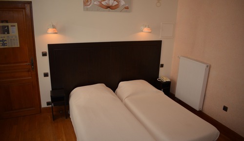 Standard-Zweibettzimmer