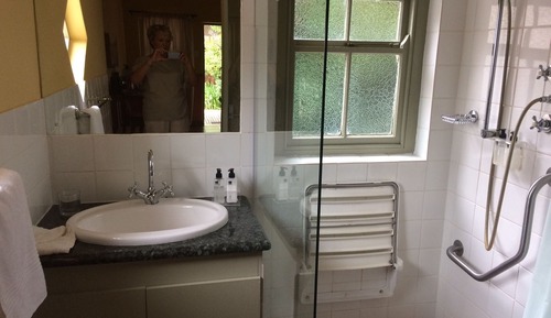 Room 9 - Wheelchair Friendly Room