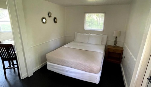 Standard-Ferienhütte, 1 Queen-Bett, Hügelblick