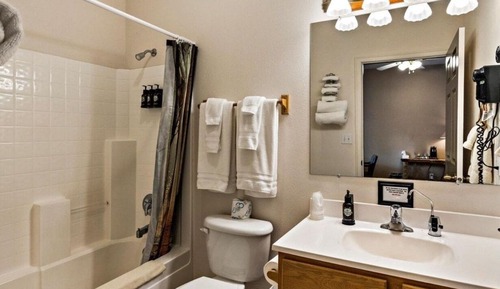 Superior-Suite, mit Bad (Queen Suites)