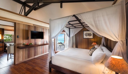Villa, Strandblick (with Pool, Tropical)