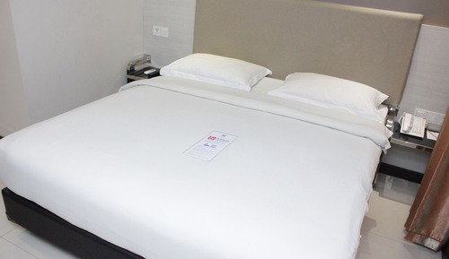 Superior Room King Bed