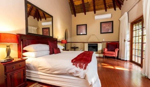 Luxury-Suite (4)
